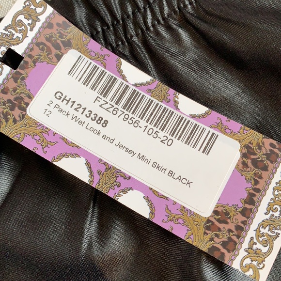 Boohoo wet look mini skirt - Picture 4 of 6